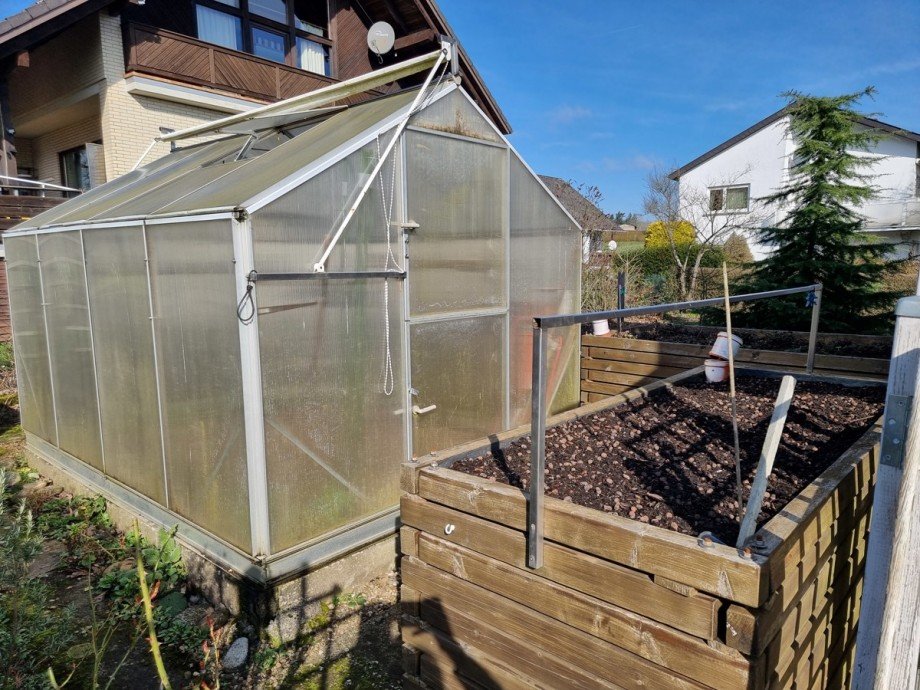 Auch der Nutzgartenbereich ist perfekt ausgestattet Einfamilienhaus Hohenahr