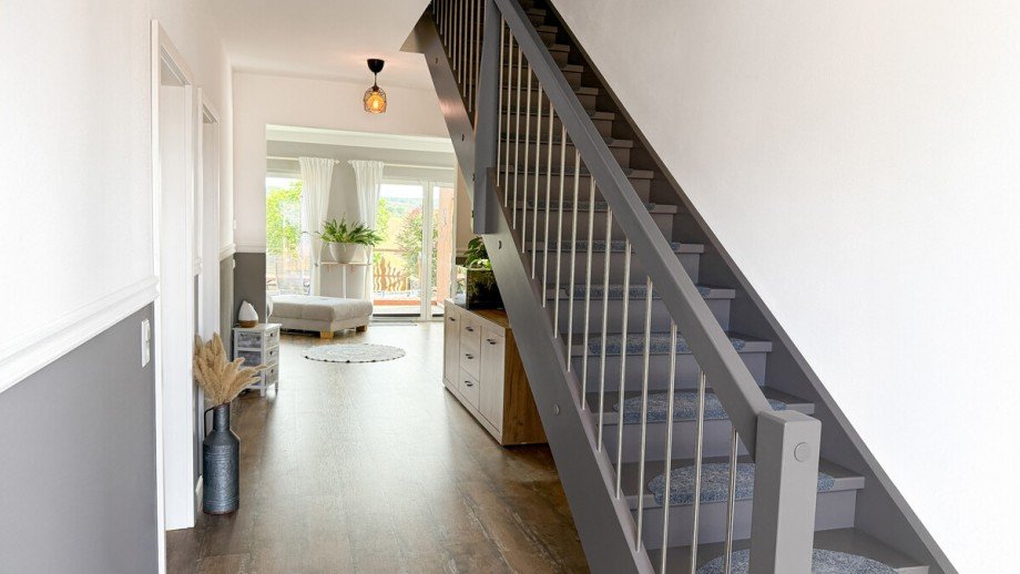 Stairways to heaven, Durchblick und Weite im Haus Einfamilienhaus Sch�ffengrund / Niederwetz
