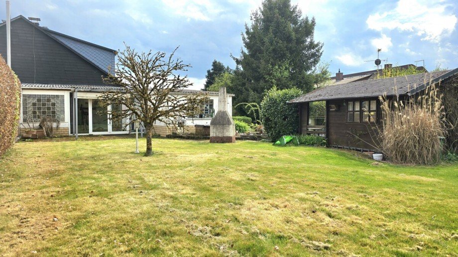 Herrlicher Spielraum im ebenen Garten mit viiiiel Platz Doppelhaush�lfte Wetzlar / B�blingshausen