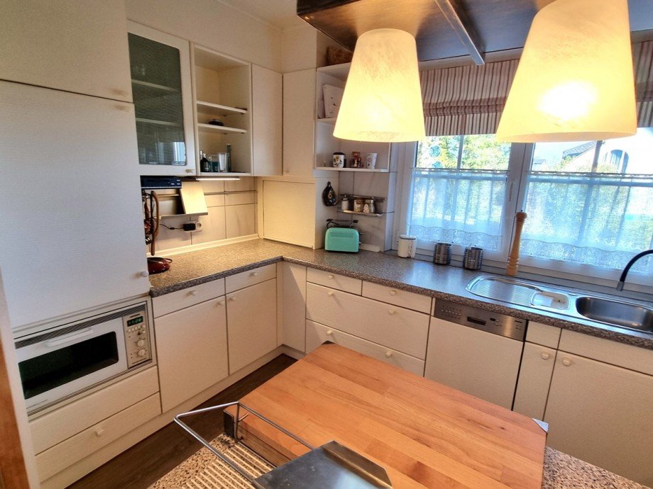 Ein Blick in die K�che nach links Einfamilienhaus Hohenahr