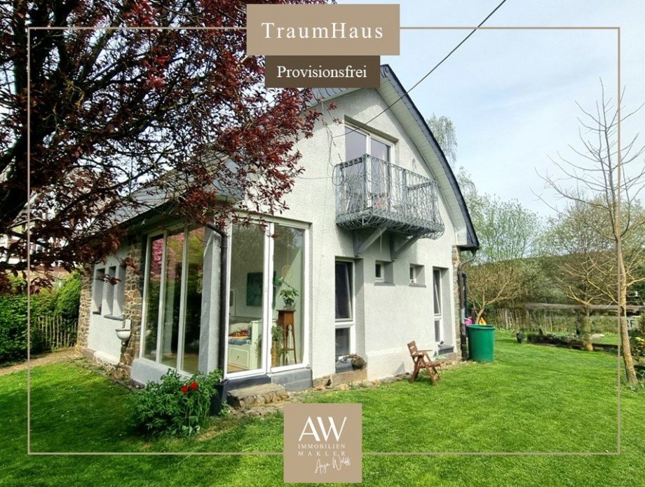TraumHaus Titel Haus Solms