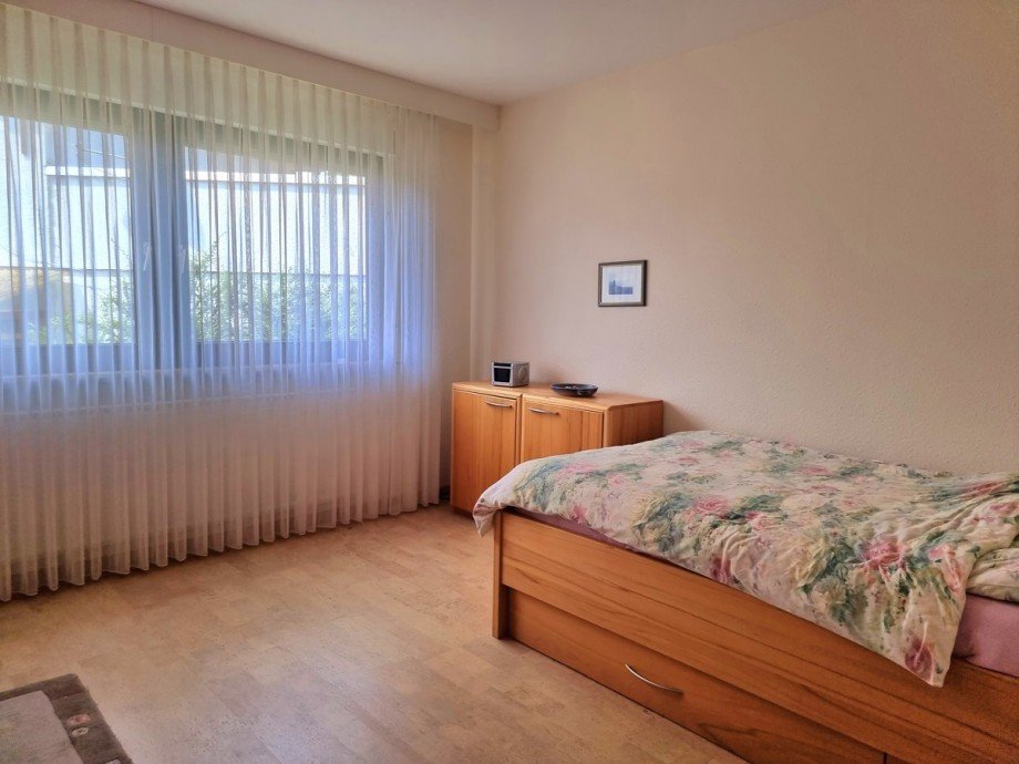 Schlafzimmer im Erdgeschoss Einfamilienhaus Leun
