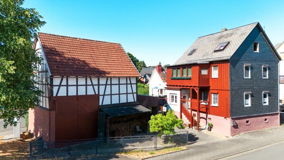 Romantisches Essemble mit s��en Ecken, wo man hinschaut Einfamilienhaus Ehringshausen / K�lschhausen