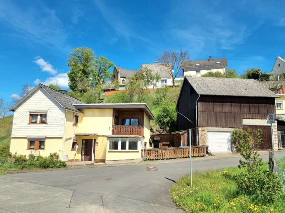 Haus plus Scheune Einfamilienhaus Ehringshausen