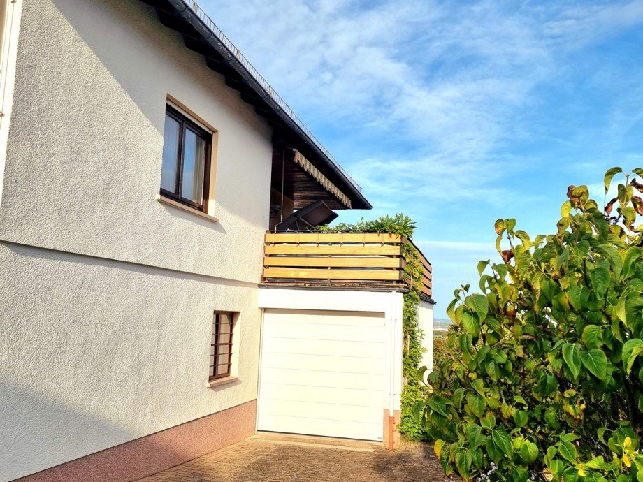 Garage mit Stellplatz Einfamilienhaus Solms / Burgsolms