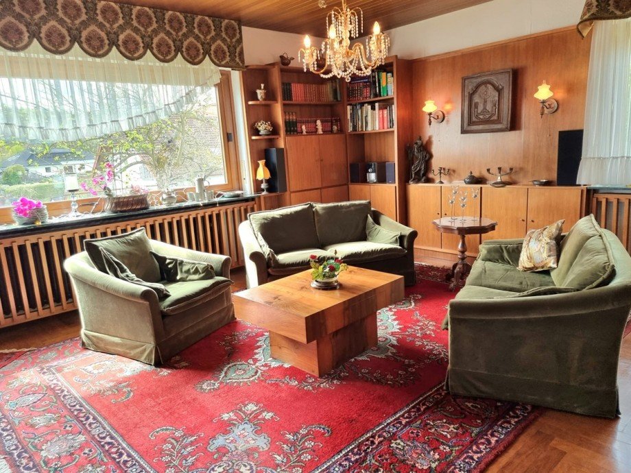 Herrlich gro�es Wohnzimmer Einfamilienhaus Solms / Burgsolms