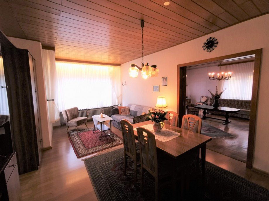 Esszimmer EG Zweifamilienhaus Ehringshausen / Katzenfurt