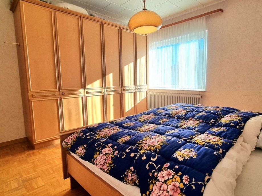 Schlaf sch�n i, !. Obergeschoss Zweifamilienhaus Gie�en