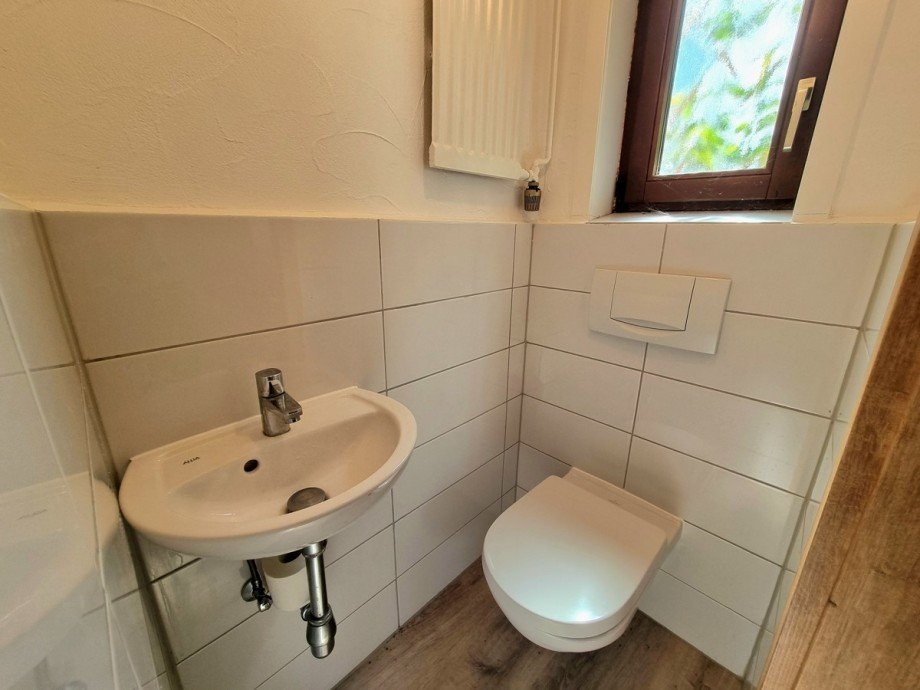 Schnuckeliges G�ste-WC in Haus 1 Zweifamilienhaus Solms / Burgsolms