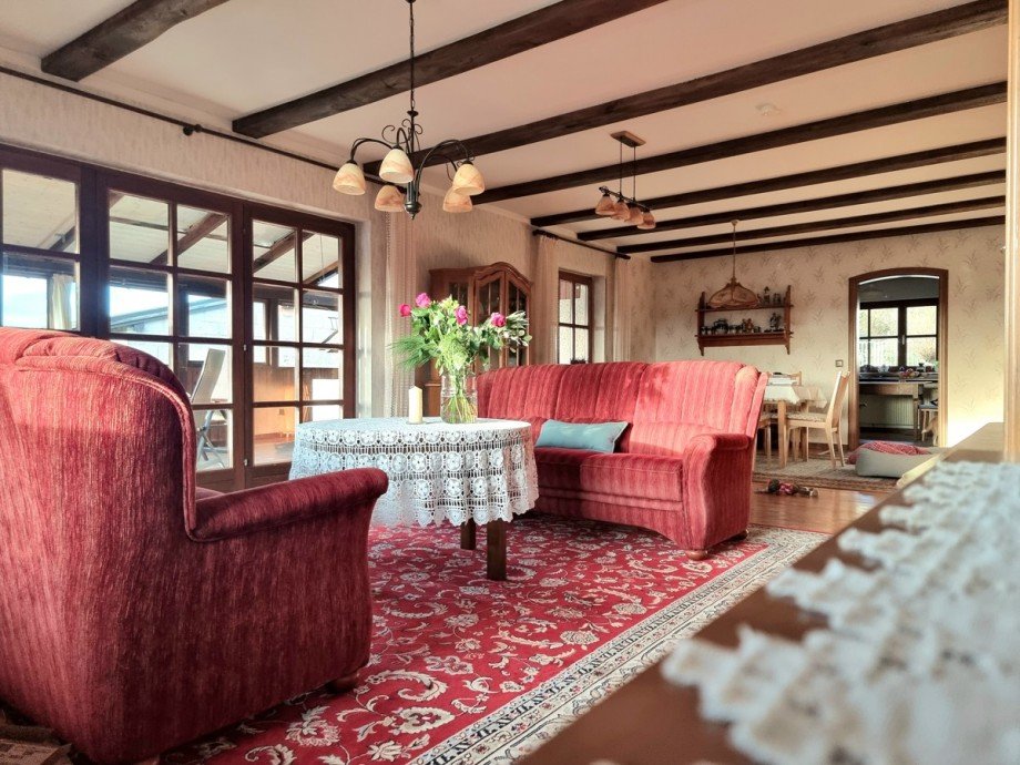 Weitl�ufiges Wohn- Esszimmer Einfamilienhaus Hohenahr / Hohensolms