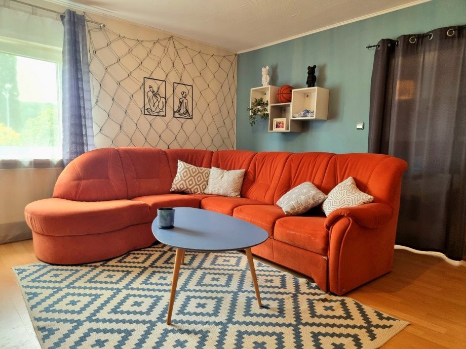 Wohnzimmer im unteren Geschoss Einfamilienhaus Solms / Oberndorf