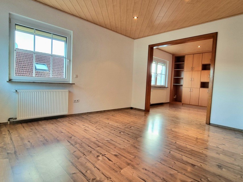 Gro�z�giger Wohnbereich Einfamilienhaus Wetzlar / Nauborn