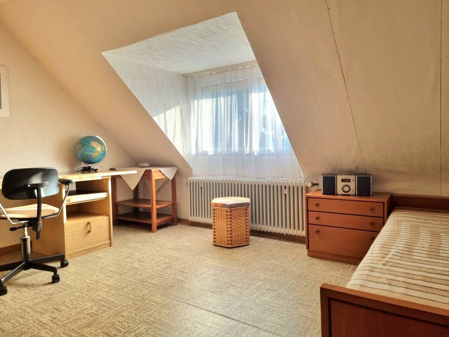 Gem�tliches und helles Dachgeschoss Zweifamilienhaus Gie�en