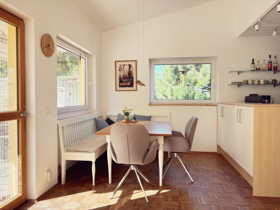 Landhausfeeling und Gem�tlichkeit an der offenen K�che Einfamilienhaus Wettenberg