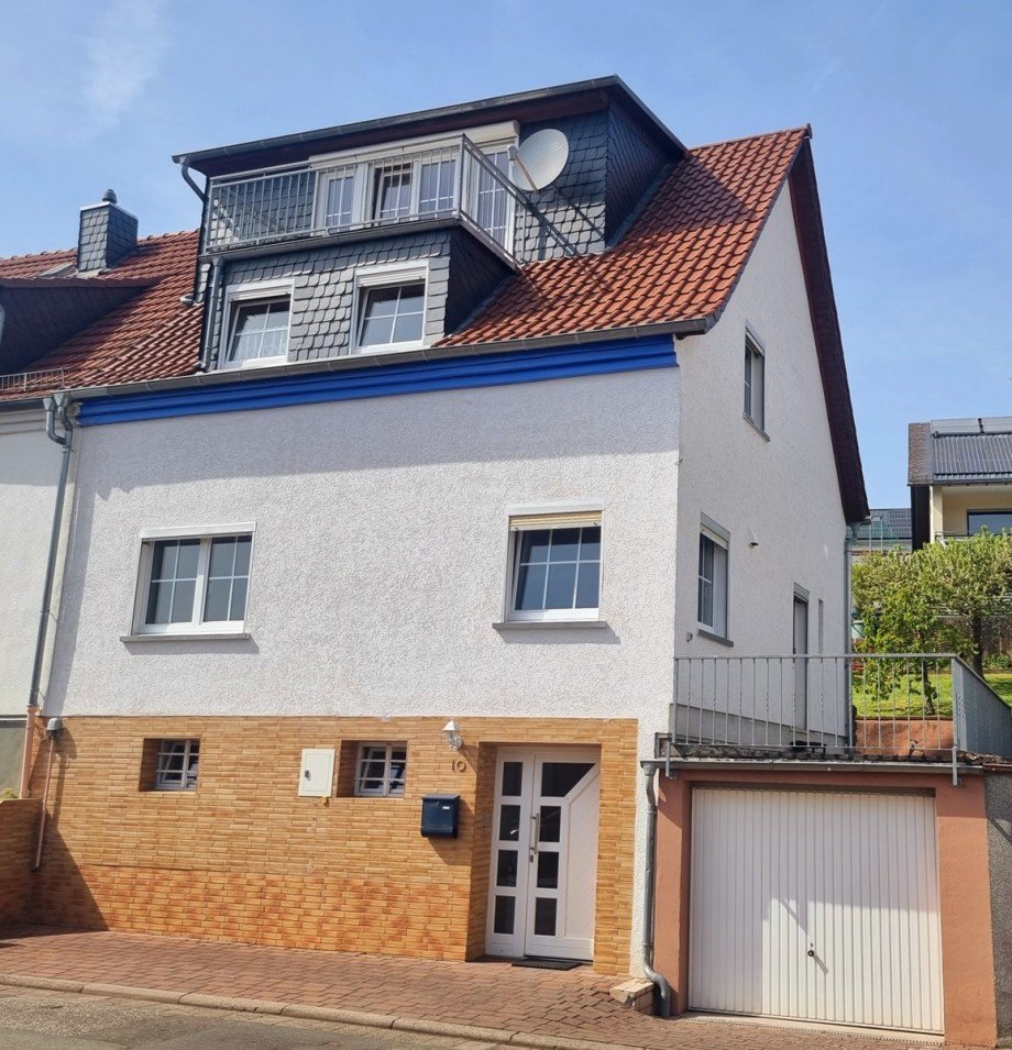 Sch�ne Gauben und Dachterrasse zum Tal Einfamilienhaus Wetzlar / Nauborn