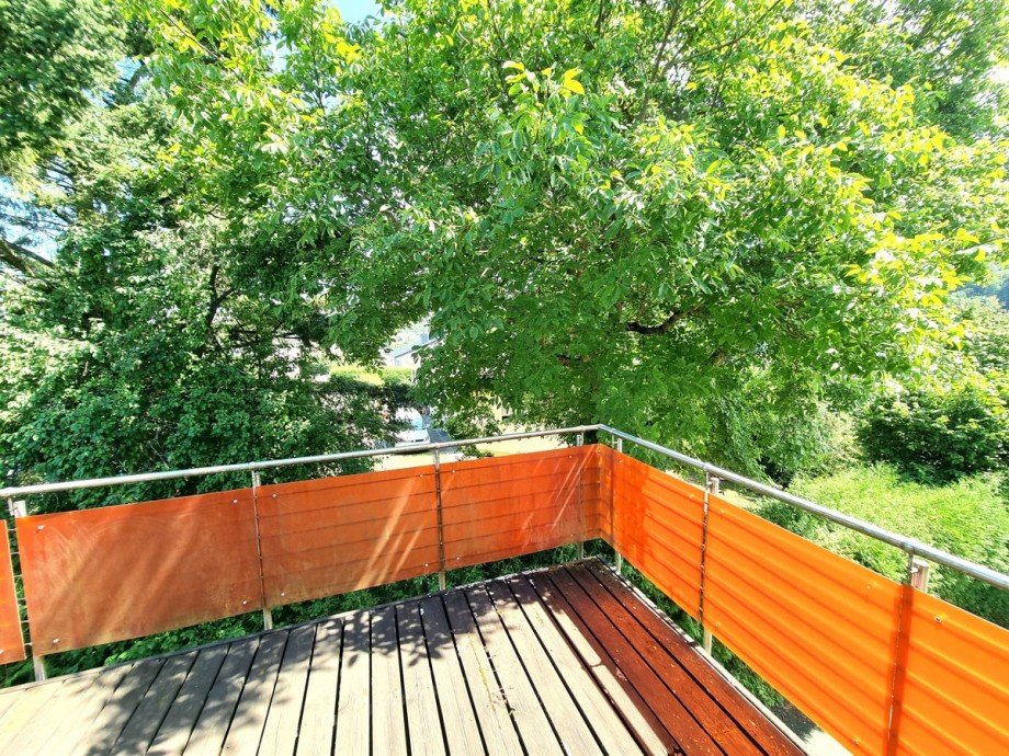 gro�e Dachterrasse zum Wohlf�hlen Zweifamilienhaus Wetzlar / Nauborn