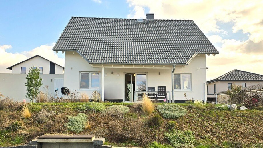 Gartenfreude in Sicht Einfamilienhaus Sch�ffengrund / Niederwetz