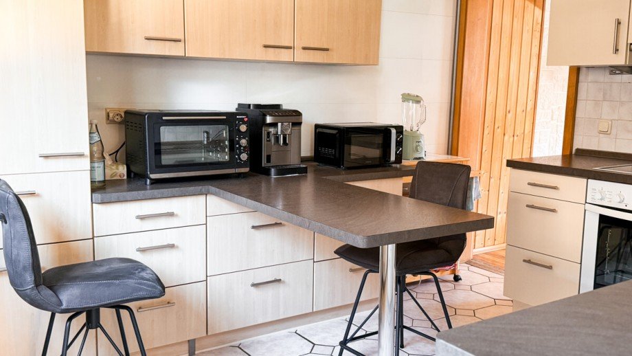 Cosy Kitchen - inklusive Arbeitsfl�che und Snacktheke Einfamilienhaus Ehringshausen / K�lschhausen