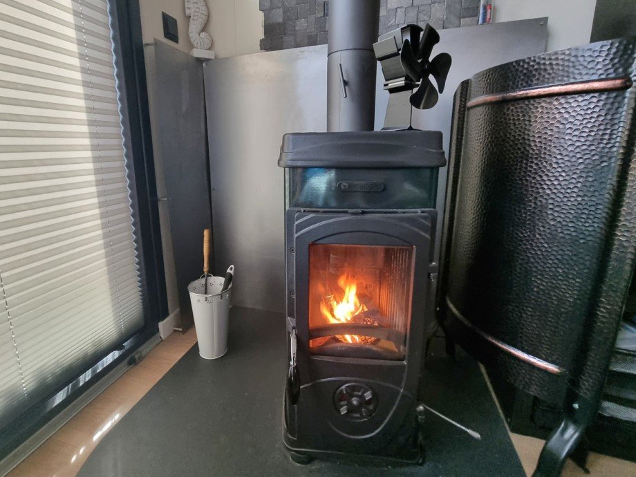 So kuschelig und direkt gegen�ber vom Sofa Haus Braunfels