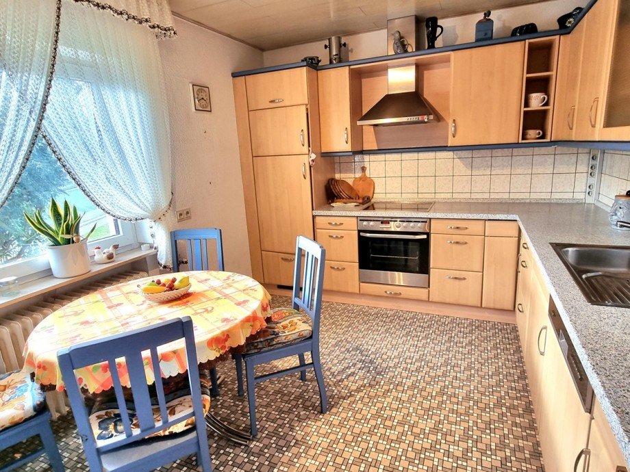 K�che im oberen Geschoss mit viel Platz Einfamilienhaus Solms / Burgsolms