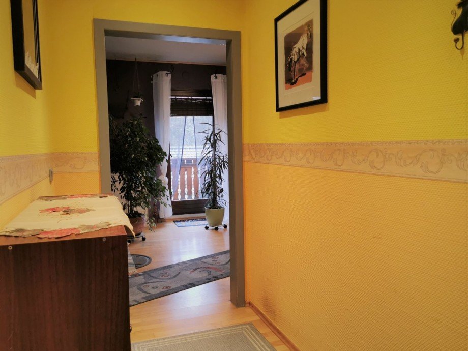 Flur Etagenwohnung Solms / Oberbiel