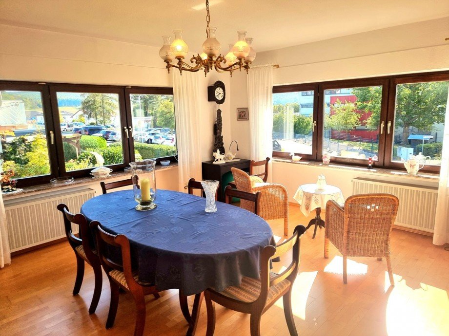Wintergarten Feeling im Wohnzimmer Einfamilienhaus Gr�venwiesbach