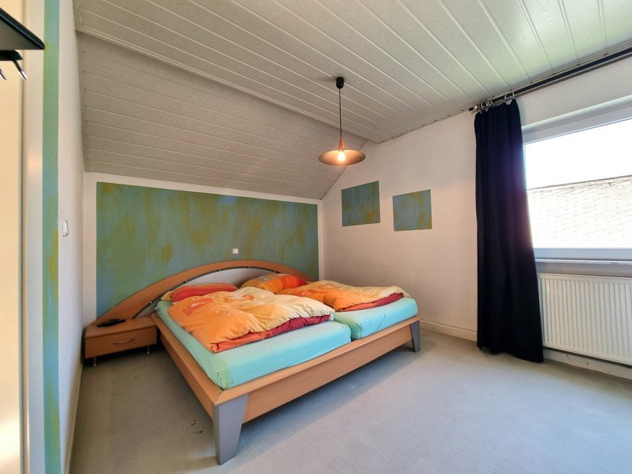 Schlaf sch�n OG Zweifamilienhaus Wetzlar / Nauborn