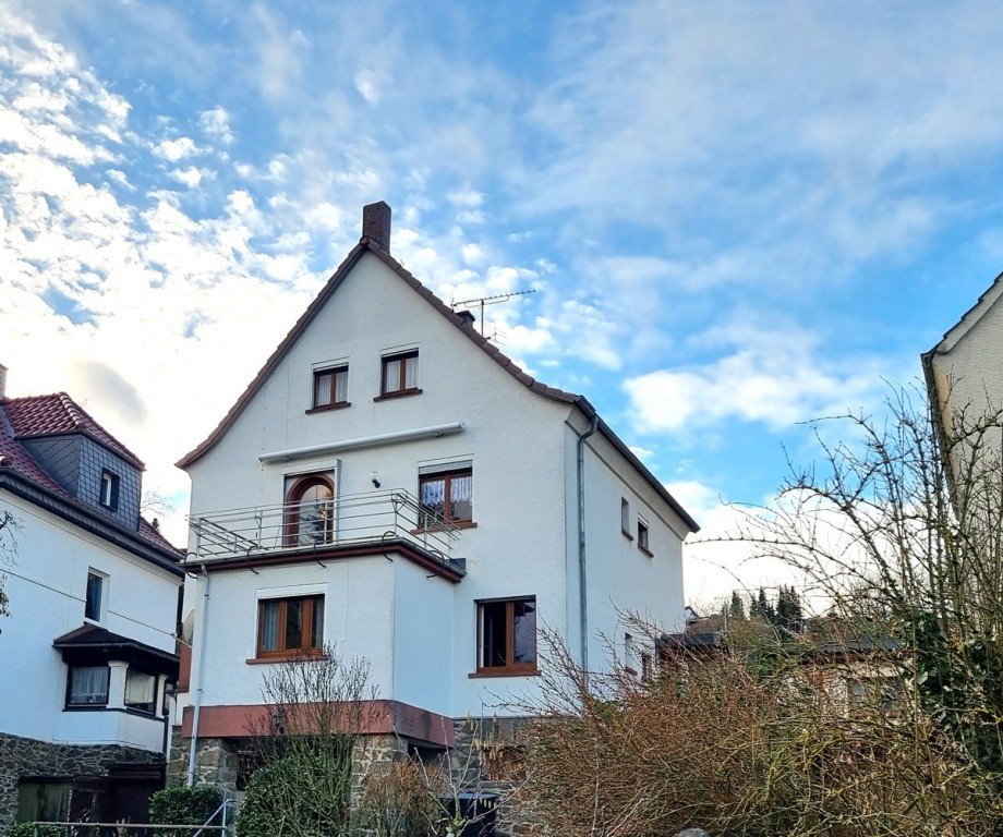 Sch�ner R�cken Zweifamilienhaus Wetzlar