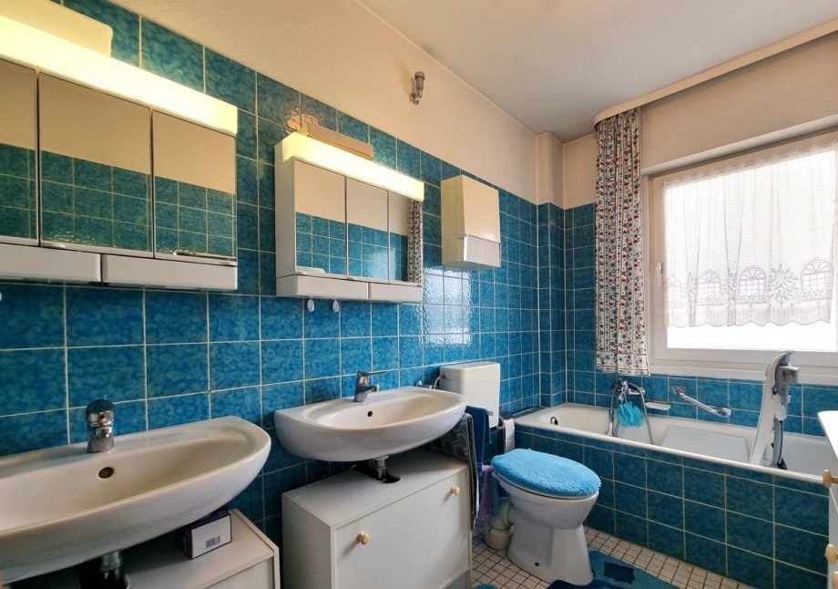 Baden in Aquamarin (Obergeschoss) Einfamilienhaus Solms