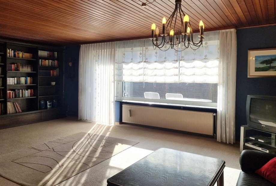 Gro�z�giges Wohnen mit Zugang zur Terrasse Einfamilienhaus Solms / Niederbiel