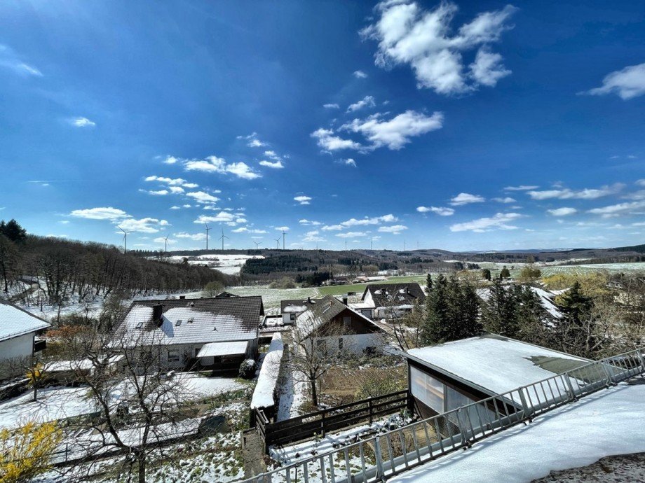 Sonnenschein zu jeder Jahreszeit - auch im Winter Einfamilienhaus Hohenahr / Hohensolms