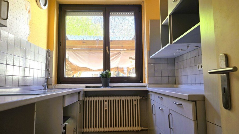 Kompakt Kochen im Erdgeschoss Haupthaus Mehrfamilienhaus Langg�ns / Cleeberg