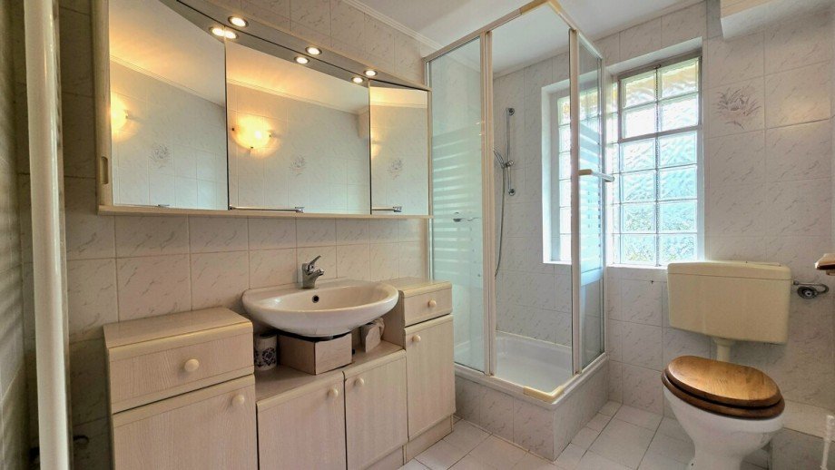 Tageslicht und Helligkeit auf perfektem Ma� Doppelhaush�lfte Wetzlar / B�blingshausen
