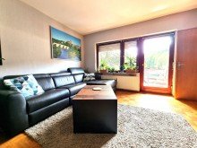 Sch�n Wohnen im Obergeschoss ***Gem�tlich***
Gepflegtes Zweifamilienhaus mit kompaktem Garten, gro�er Terrasse und Balkon, Garage