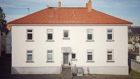 Bild (ce5f0ed50063034599313a2d16d19086): ***SchulHaus*** Gesch�tztes und kernsaniertes Mehrfamilienhaus mit guten Mietern und Potential