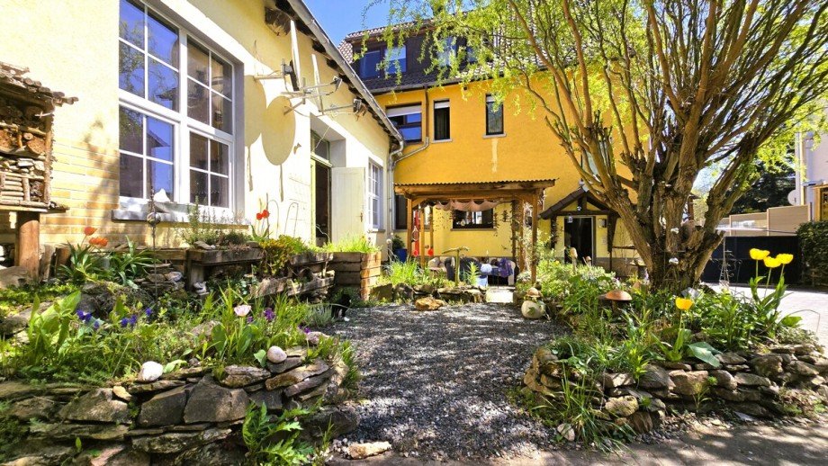 Hier f�hlen sich alle Bewohner wohl Mehrfamilienhaus Langg�ns / Cleeberg