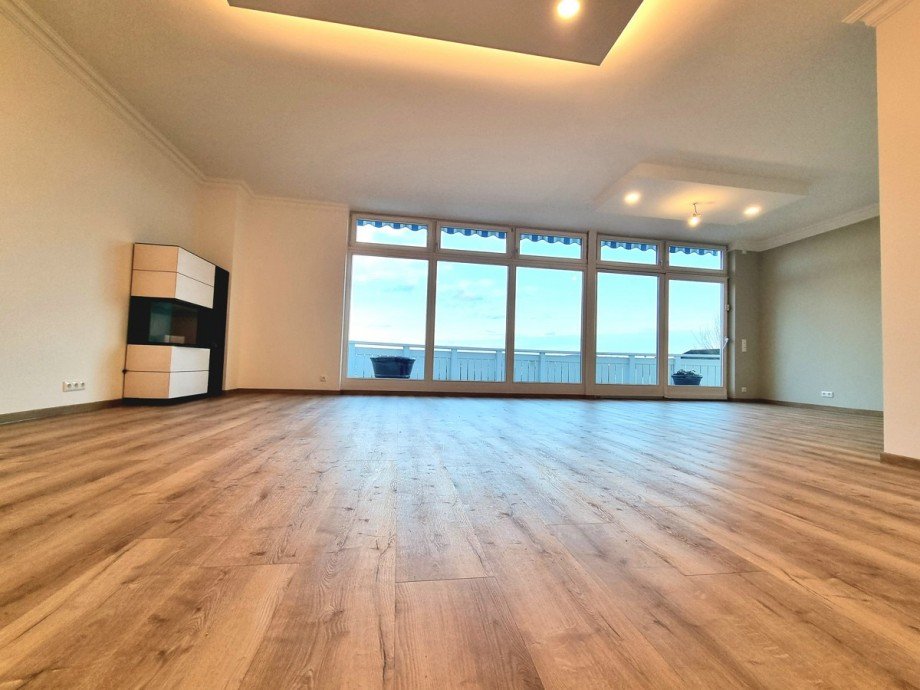 Herrliche Aussichten �bers Feld vom Essbereich Einfamilienhaus Braunfels
