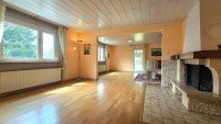 Bild (df7c67ad30e0a34d3bc229cfa3ea04b5): ***SpielRaum*** Zuhause mit ebenem Garten, eigenem Brunnen und ausreichend Entfaltungsfl�che