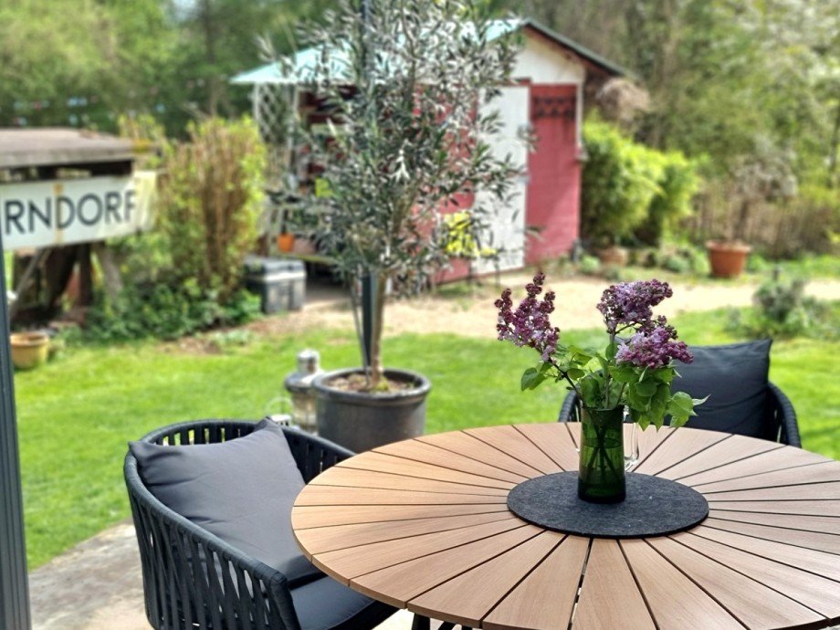 Lauschiges Pl�tzchen auf der �berdachten Terrasse Haus Solms