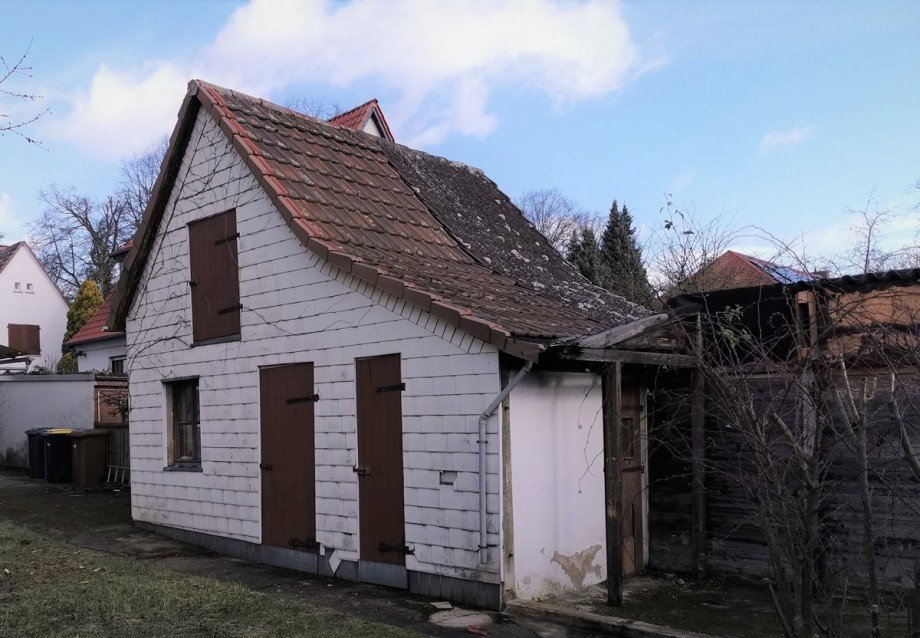 Massiv gebaute Mini-Scheune Einfamilienhaus Wetzlar / Niedergirmes