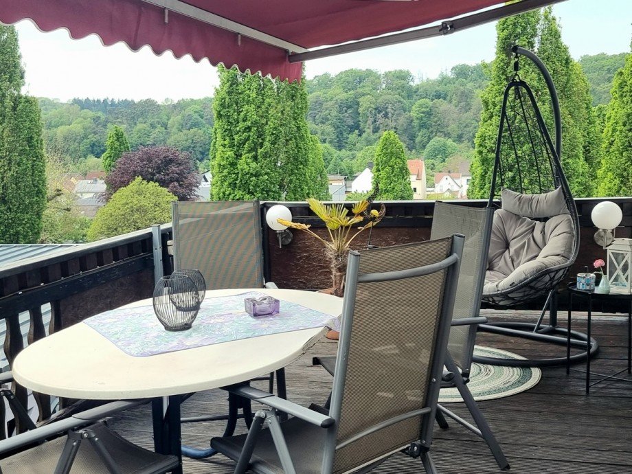 Terrasse mit herrlichem Ausblick Einfamilienhaus Solms / Oberndorf